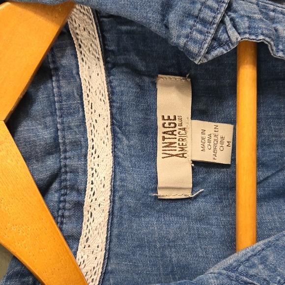 Vintage America V-neck Button-down Embroidered Shirt - Picture 2 of 7